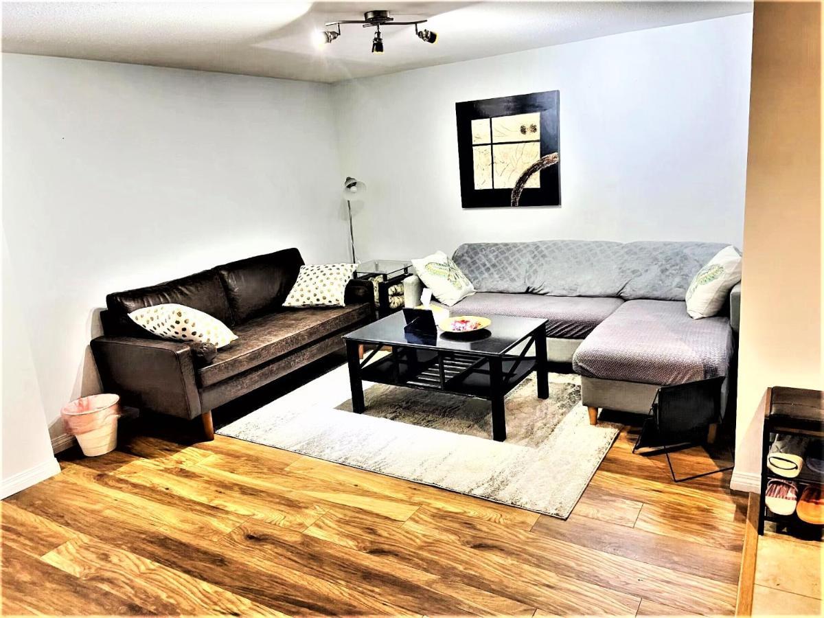 Villa Park Side Basement 2 Bedroom